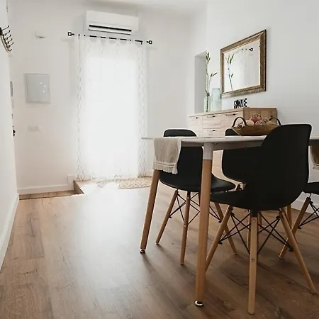 At Macias Centro Caceres